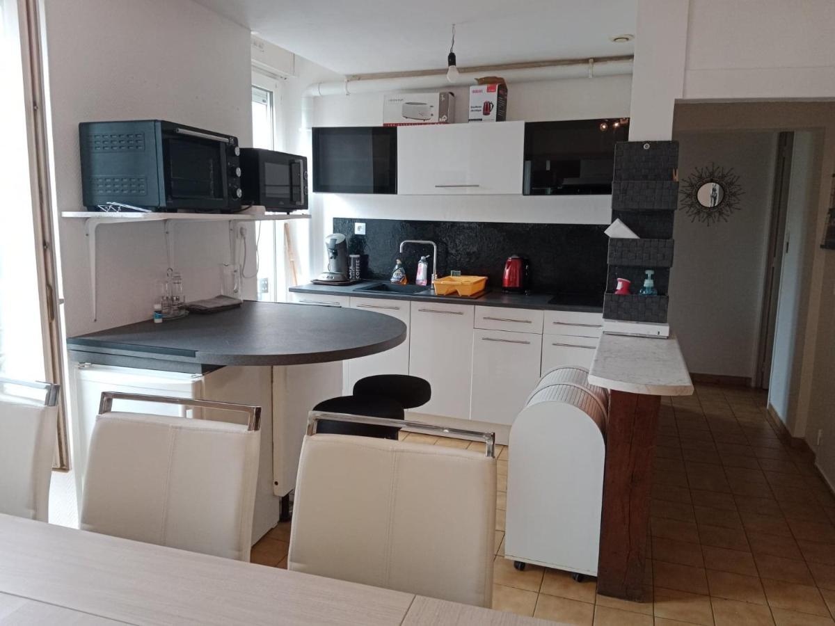 Vitre Centre Ville Bel Appartement A Decouvrir Bagian luar foto
