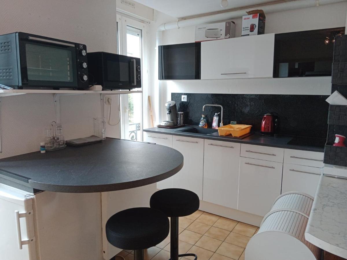 Vitre Centre Ville Bel Appartement A Decouvrir Bagian luar foto